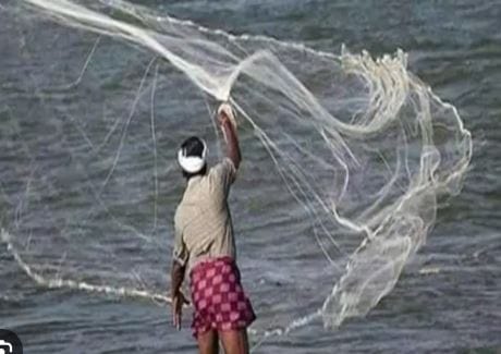 Sonbhadra News: Man sets net for fishing, gets entangled and drowns, dies