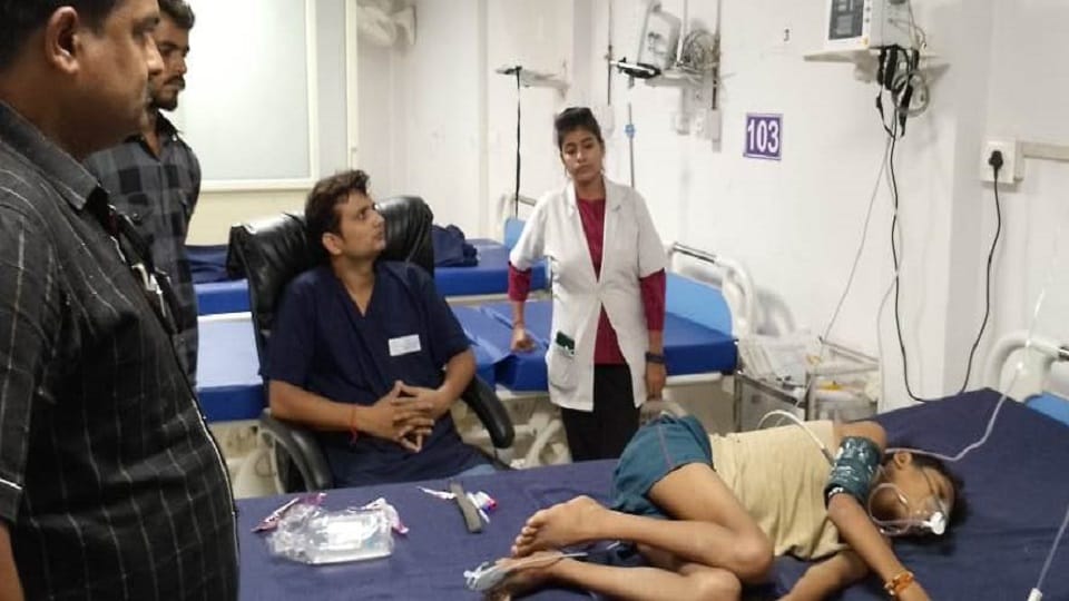 Three children fell into the water of Karvan river, one died due to drowning