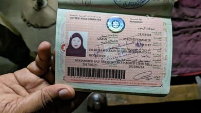 A woman came to Shravasti from Bangladesh with her three children.