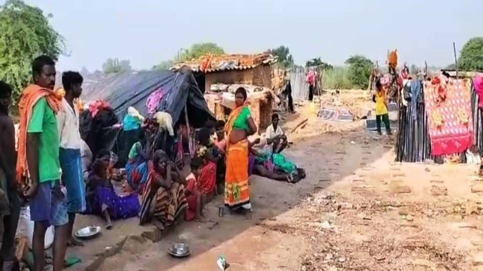 young man killed his wife after not giving to money for drink liquor In Kasganj
