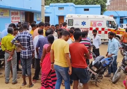 Aurangabad News; Clash between two parties over reinstatement of sanitation workers, four people injured