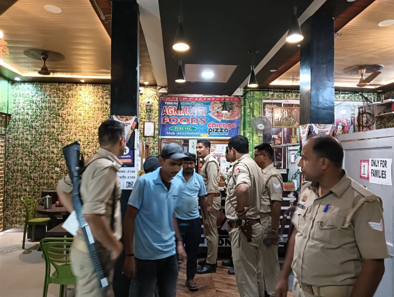 Prostitution busted in Pizza House,The operator used to say I will buy such a guest house