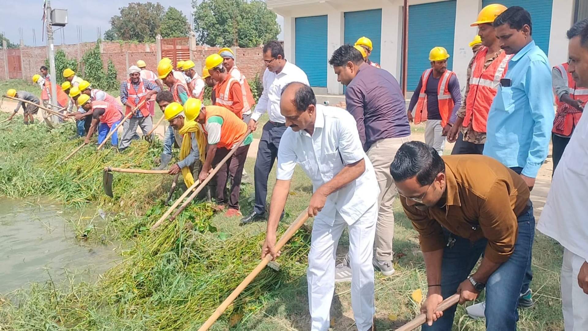 Swachhajanli: Cleanliness campaign conducted from Sangam to the city, cleanliness of parks and offices