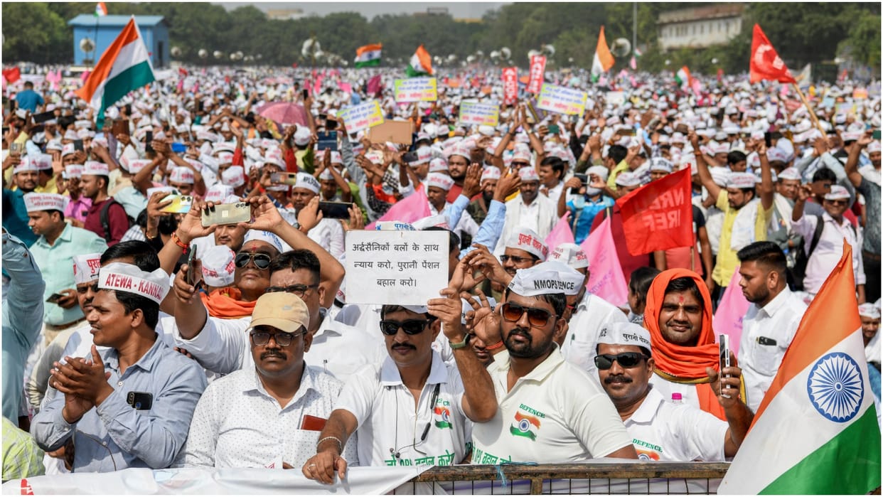 UP: Teachers and railway workers mobilized for old pension in up