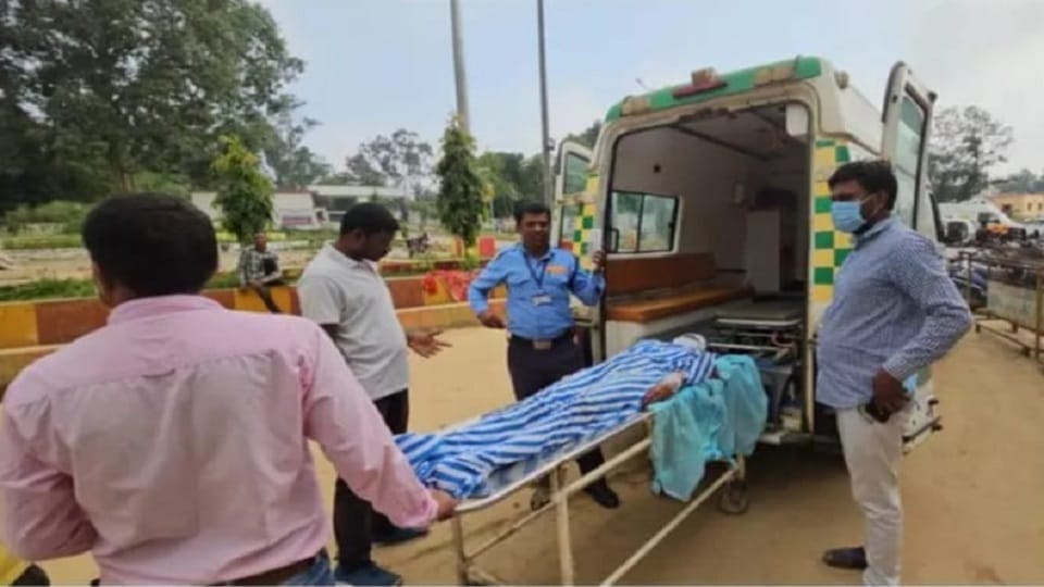 wife was burnt with petrol because she did not have a son