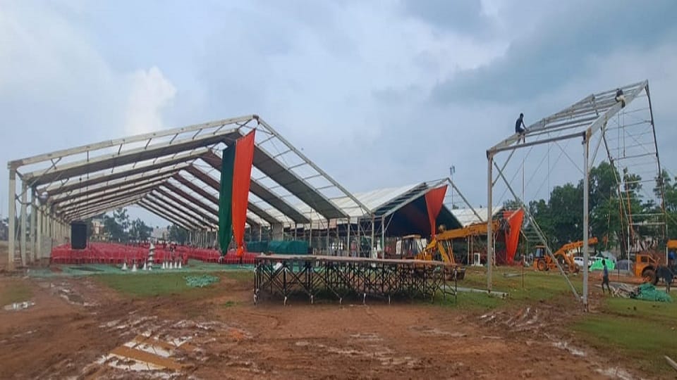 PM Narendra Modi will address the public at Lalbagh Maidan in Jagdalpur
