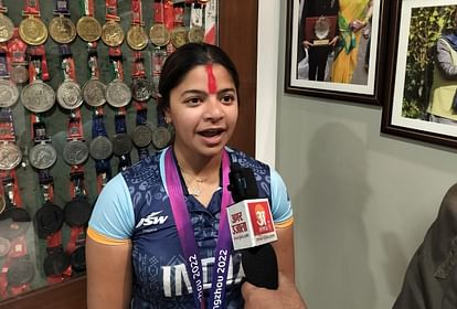 Indore: एशियन गेम्स मे गोल्ड मेडल जीतने वाली सुदीप्ति ने कहा-देश की जीत के लिए जिदंगी भर संघर्ष के लिए तैयार Sudipti, who won gold medal in the Asian Games, said - ready to struggle throughout her life for the victory o