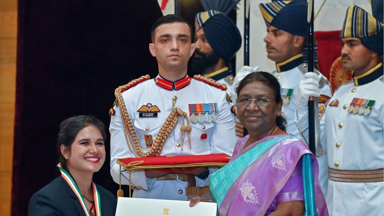 Sonipat: Volunteer Kajal Kaushik honoured with President Award