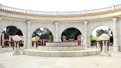Bapu ashes are buried in a silver urn in Gandhi Samadhi, Rampur cap identified