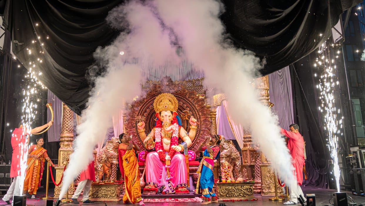 Ganesh utsav in usa seattle microsoft headquarter redmond raja event attaend by 20 thousand indians americans