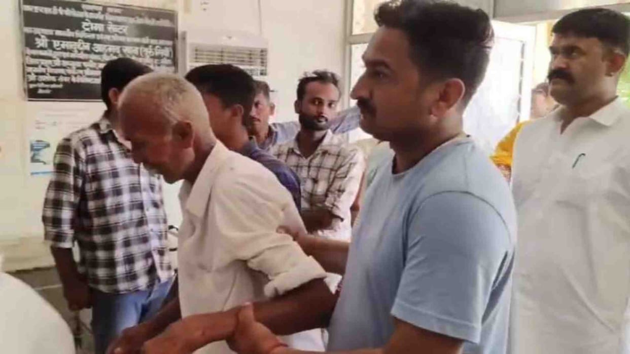 Bus full of passengers overturned in Pochhina village Jaisalmer