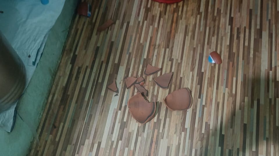 Theft in broad daylight at the residence of PHE sub engineer