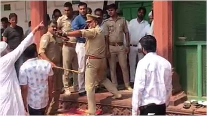 चौपाल विवाद: शहर मुफ्ती के विरुद्ध मुकदमा दर्ज, जामा मस्जिद में हुई थी खींचतान, जानें पूरा मामला Case filed against city mufti shahi jama masjid agra