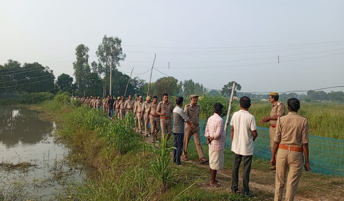 Rustam lost battle of life who was shot by miscreants near pond three days ago in jaunpur