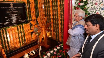 lg manoj sinha unveils statue of Mahatma Gandhi and Charkha installation at Civil Secretariat Srinagar
