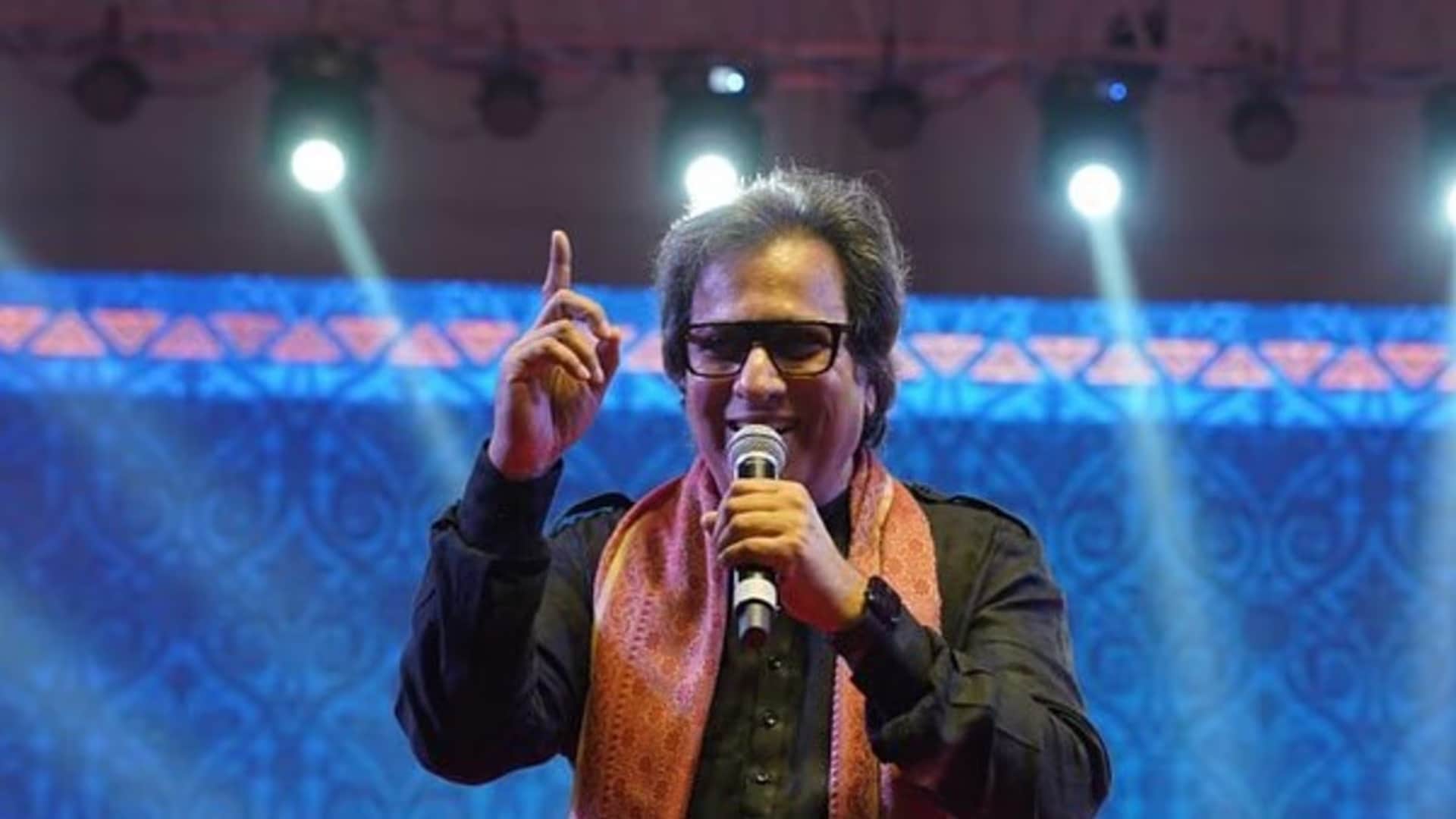Famous Ghazal singer Talat Aziz to play Hrithik Roshan father Role in Siddharth Anand Film Fighter