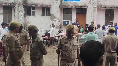Deoria SIX Murder Case Inside Story Five people killed Of Same Family land dispute one man other Family