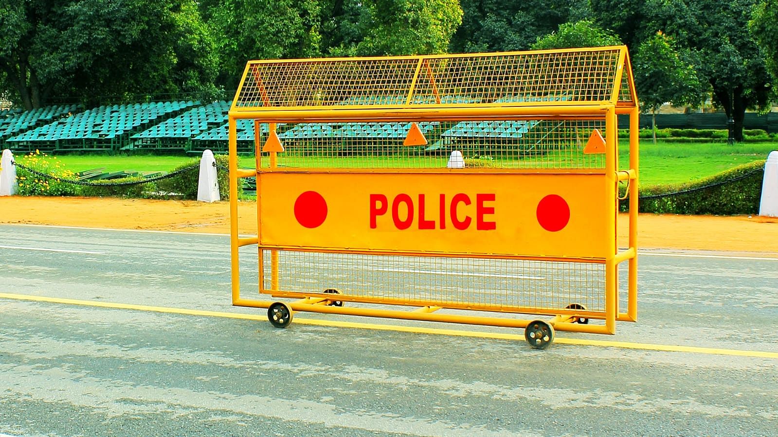 बदमाशों की तलाश में जुटी पुलिस