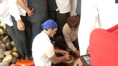 Congress Leader Rahul Gandhi paid obeisance at Golden Temple in Amritsar