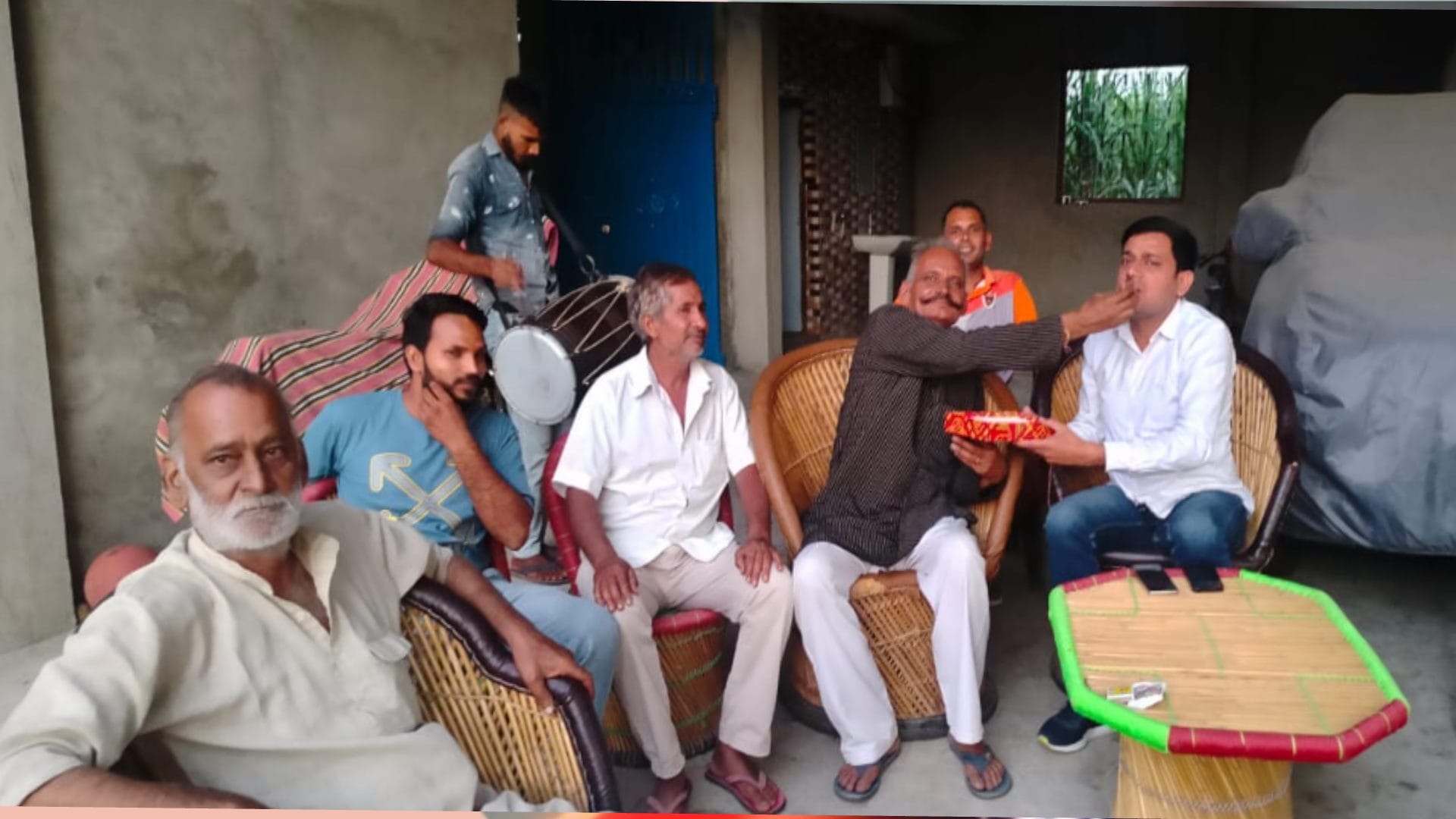 Parul Chaudhary wins gold medal in Asian Games, family celebrating with drums in village, see photos