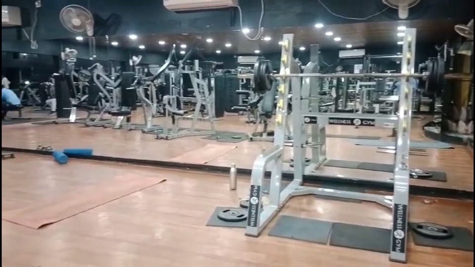 police sealed the gym of accused Shiv Chandravanshi in Kabirdham