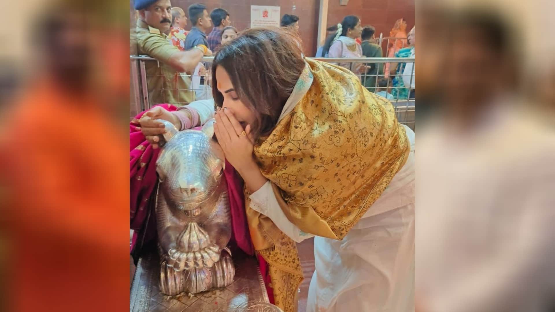 Richa Chadha visits Siddhivinayak Temple seeks blessings from lord Ganesha post film Fukrey 3 success