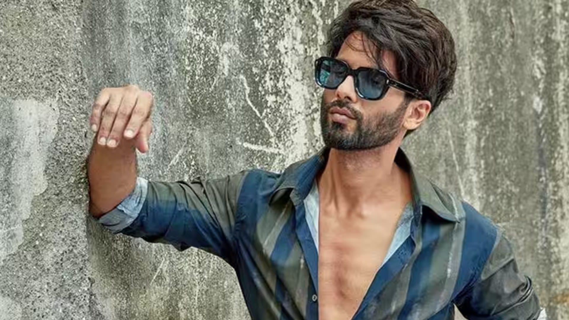 Shahid Kapoor On being compared to Shah Rukh Khan in early career call it worst thing and made a big statement