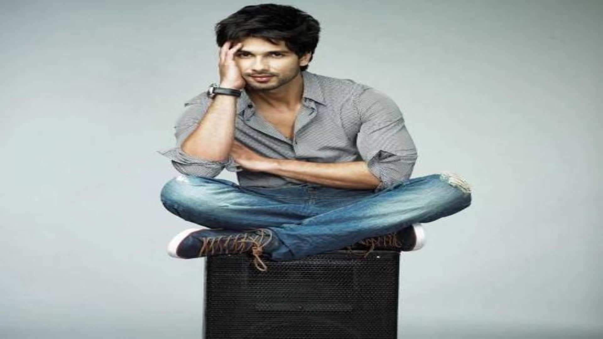 Farzi Actor Shahid Kapoor will be seen in producer Siddharth Roy Kapur untitled action thriller movie