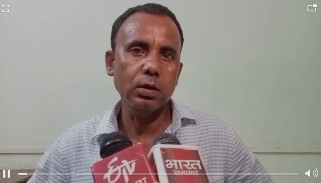 BDO was beaten up by mobsters During Amrit Kalash Yatra in ballia