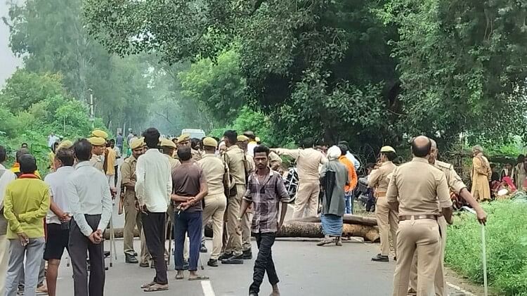 सोनभद्र में हादसा: कुएं में जहरीली गैस निकलने से दो सगे भाइयों समेत तीन युवकों की मौत, मचा कोहराम