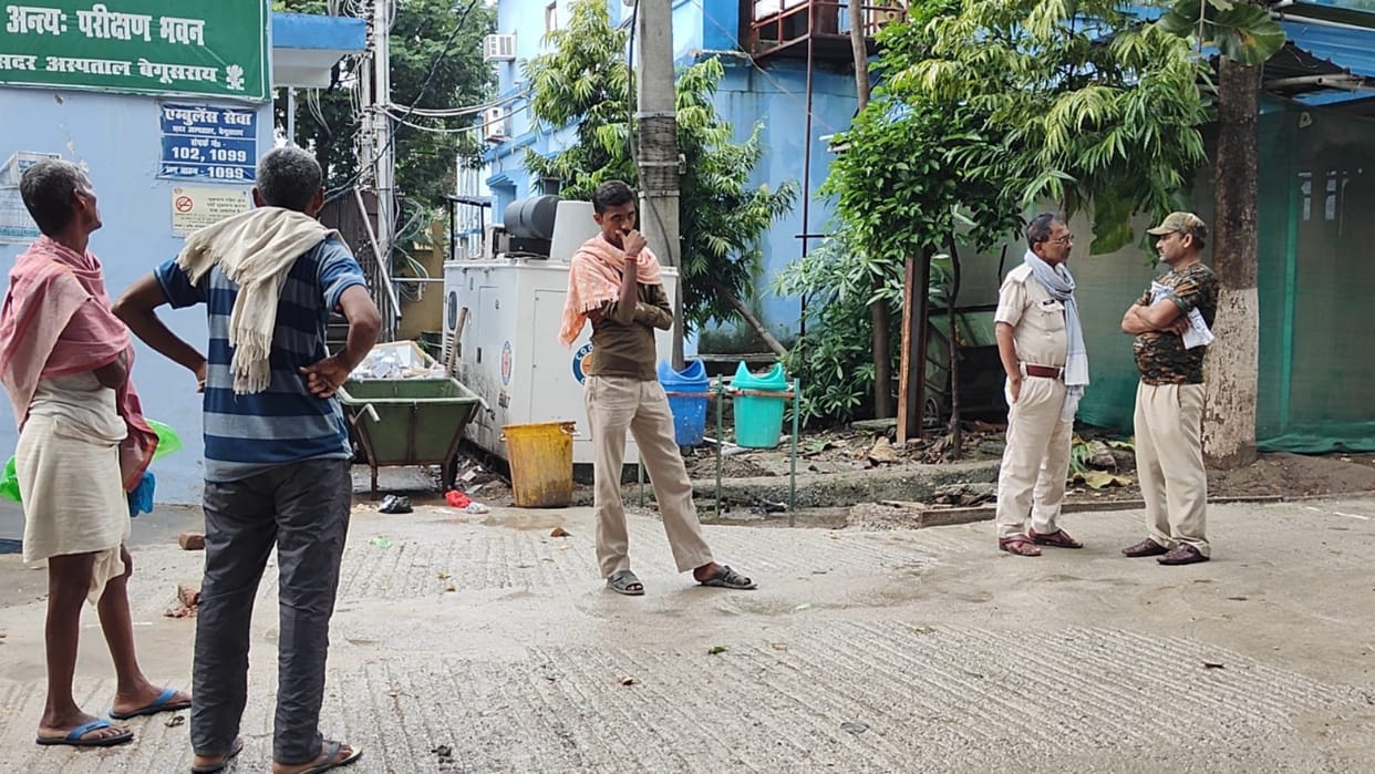 A Girl student preparing for Polytechnic committed suicide by hanging herself in Begusarai