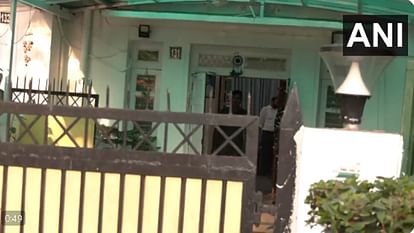 ED Raid: सुबह-सुबह आप सांसद संजय सिंह के सरकारी आवास पर ईडी की छापेमारी, शराब घोटाले मामले में ली जा रही तलाशी AAP Rajya Sabha MP Sanjay Singh residence ED raids underway