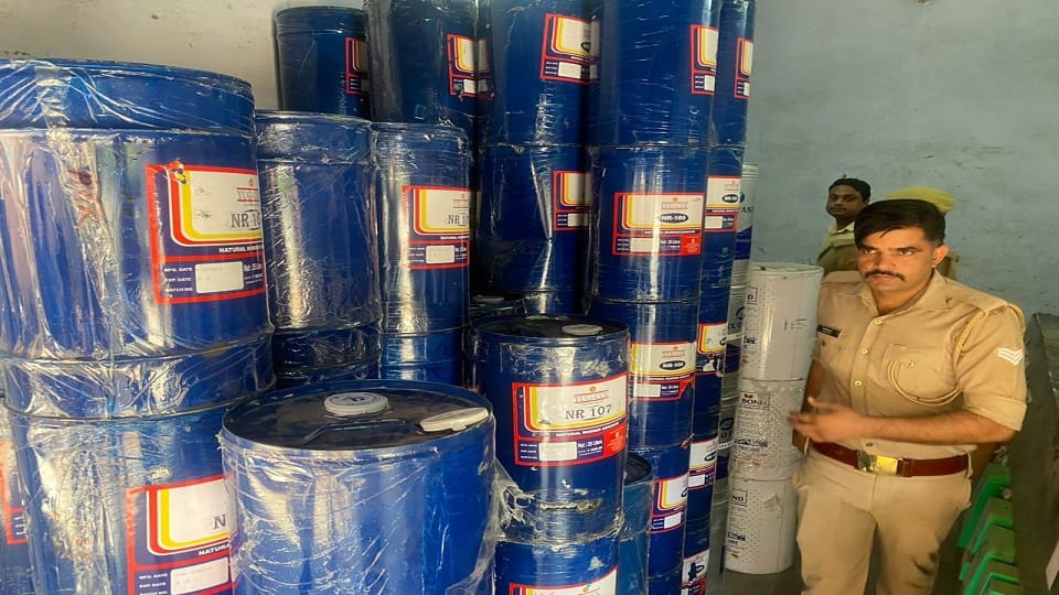 Police and fire department raid illegal chemical warehouses in Sanjay Place