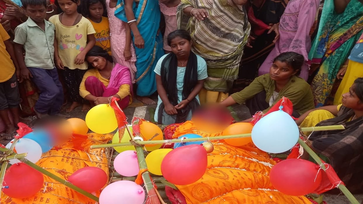 Begusarai News Just eight hours after her husband death wife also died