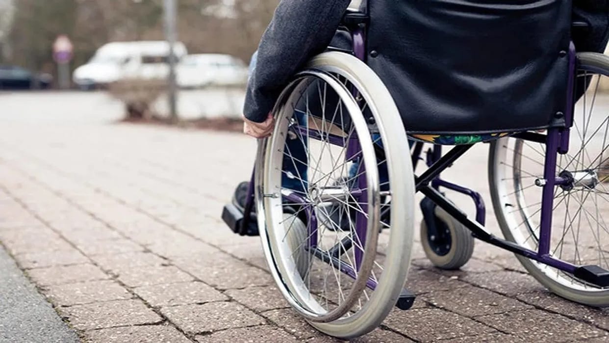 Disabled person caught in chain pulling, story of kidnapping revealed during interrogation, handed over to Bih