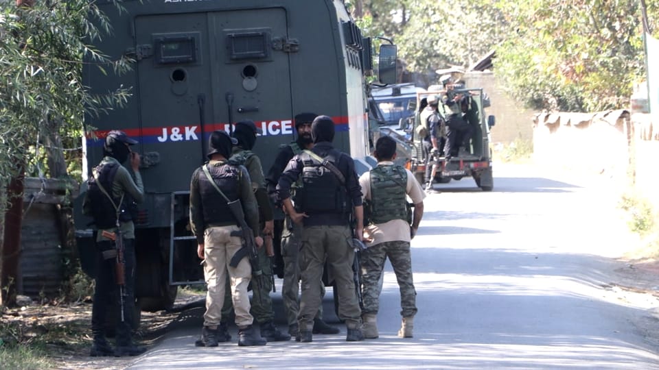 Encounter between security forces and terrorists in Parigam area of Pulwama