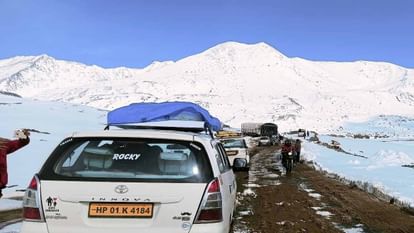 Time table fixed for movement of vehicles on Manali-Leh route, registration will be done at Darcha check post.