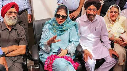 Mehbooba Mufti in Jammu said bjp using ED as blackmailing tactic to intimidate opposition