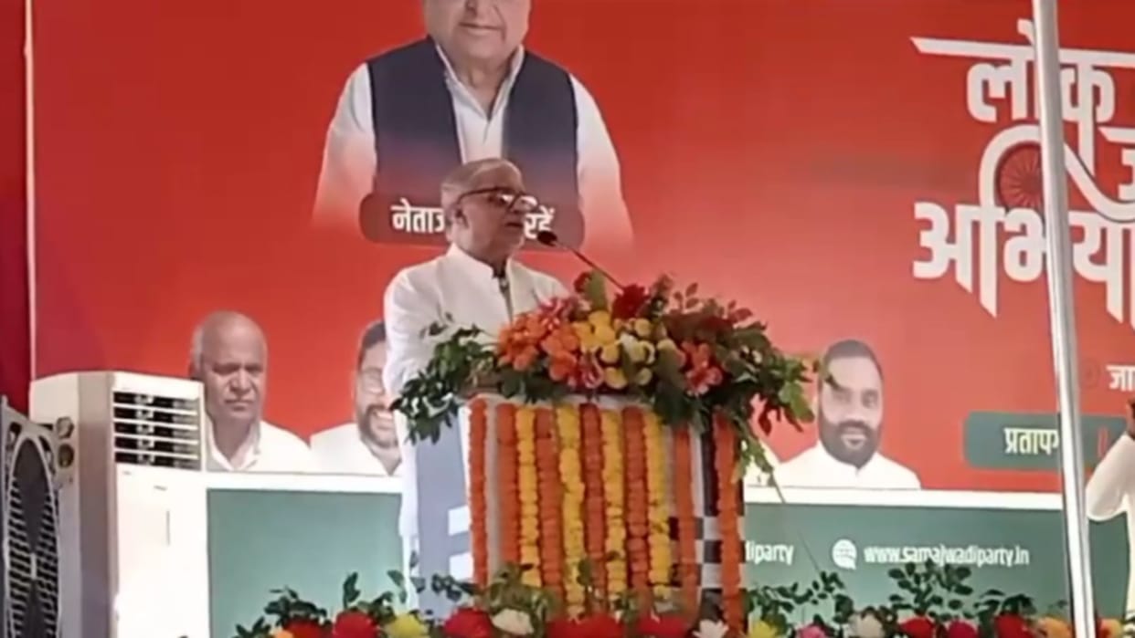 SP workers training camp inaugurated President Naresh Uttam took information about the booths