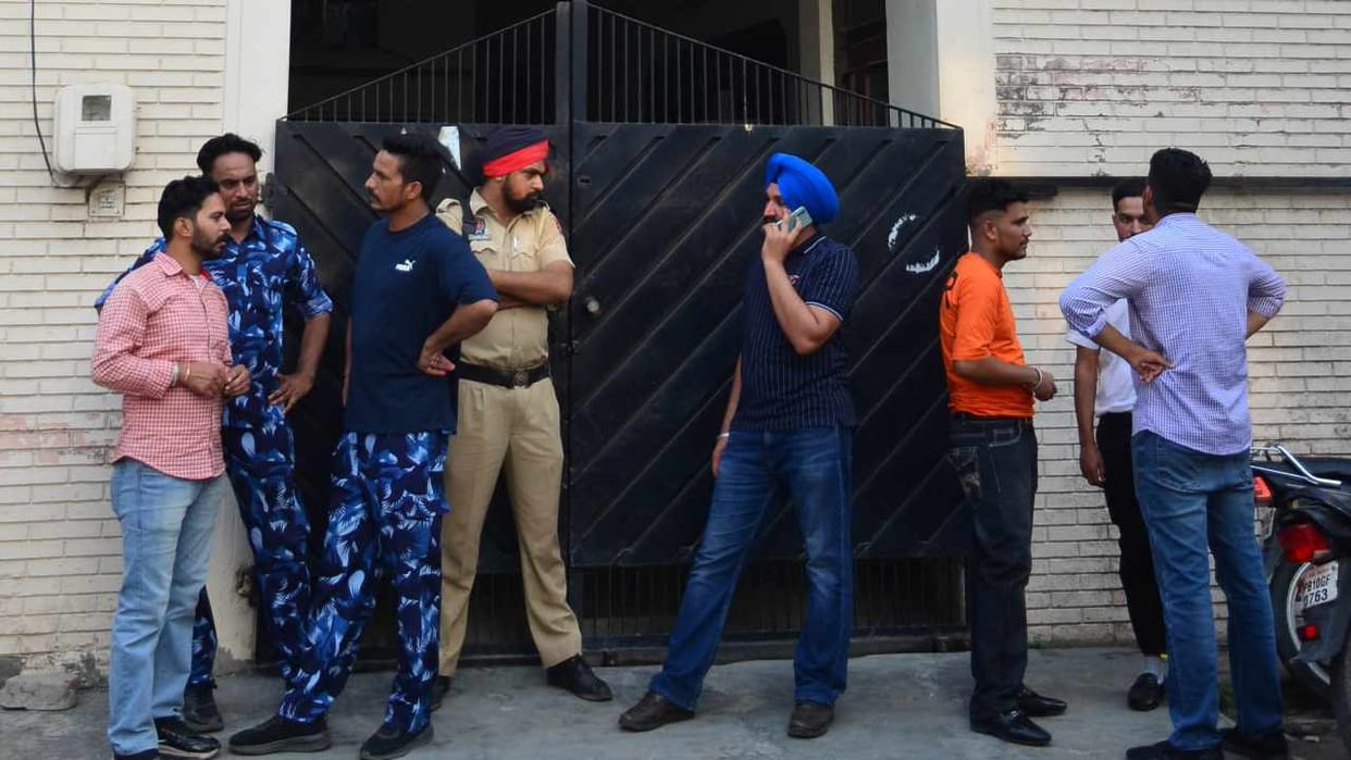 A Constable dies due to bullet injury in Ludhiana