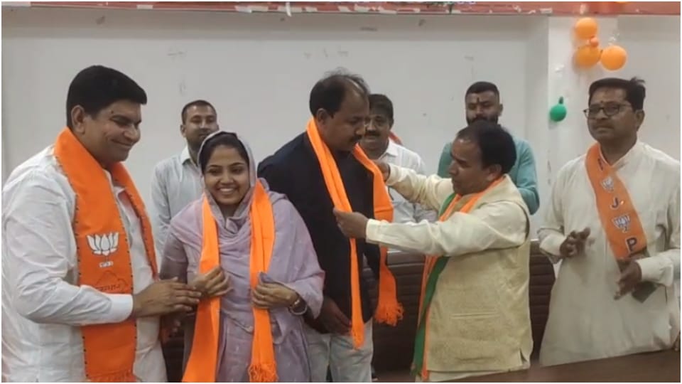 Rajasthan Election 2023 Akil Ahmed and Rabia Khan once again join BJP  Vasundhara Raje
