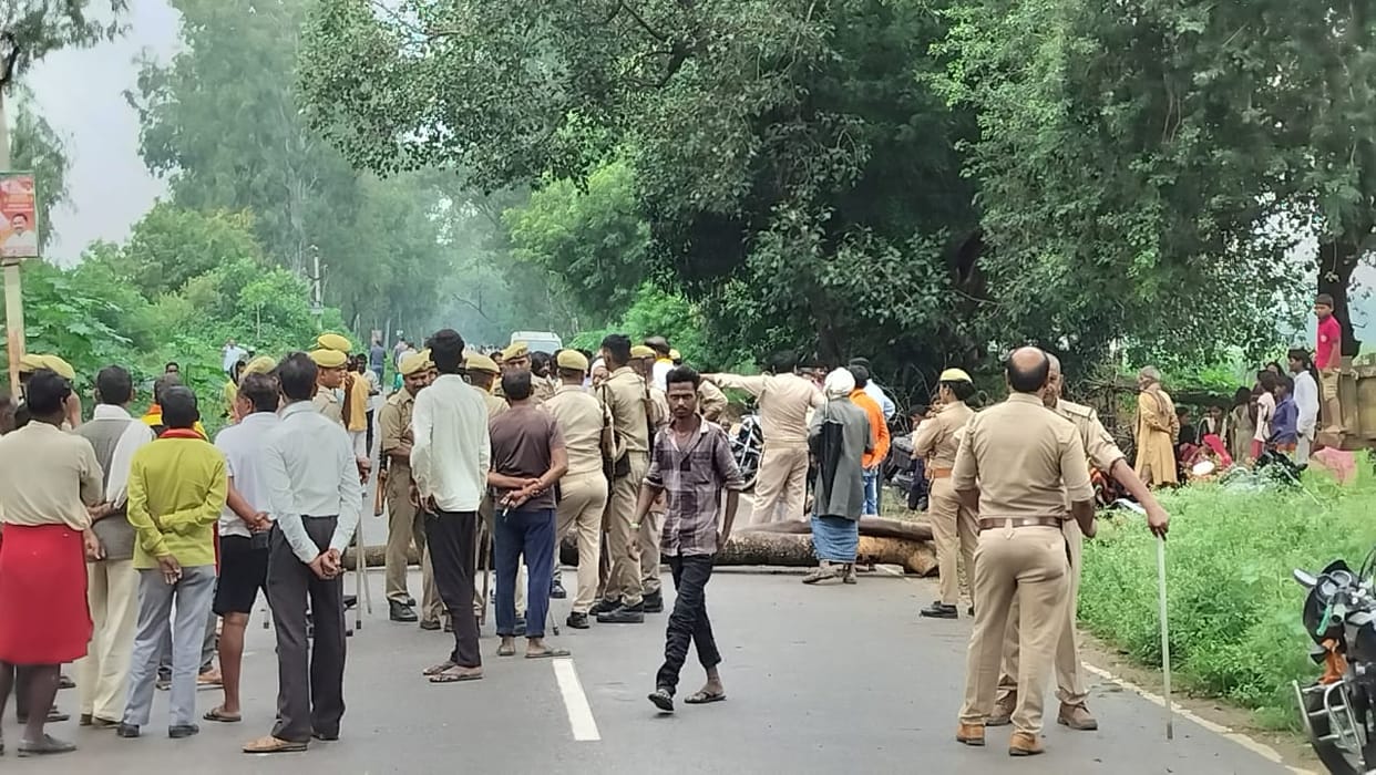 Sonbhadra News Three youths, including two brothers, died due to poisonous gas coming out of the well, creati