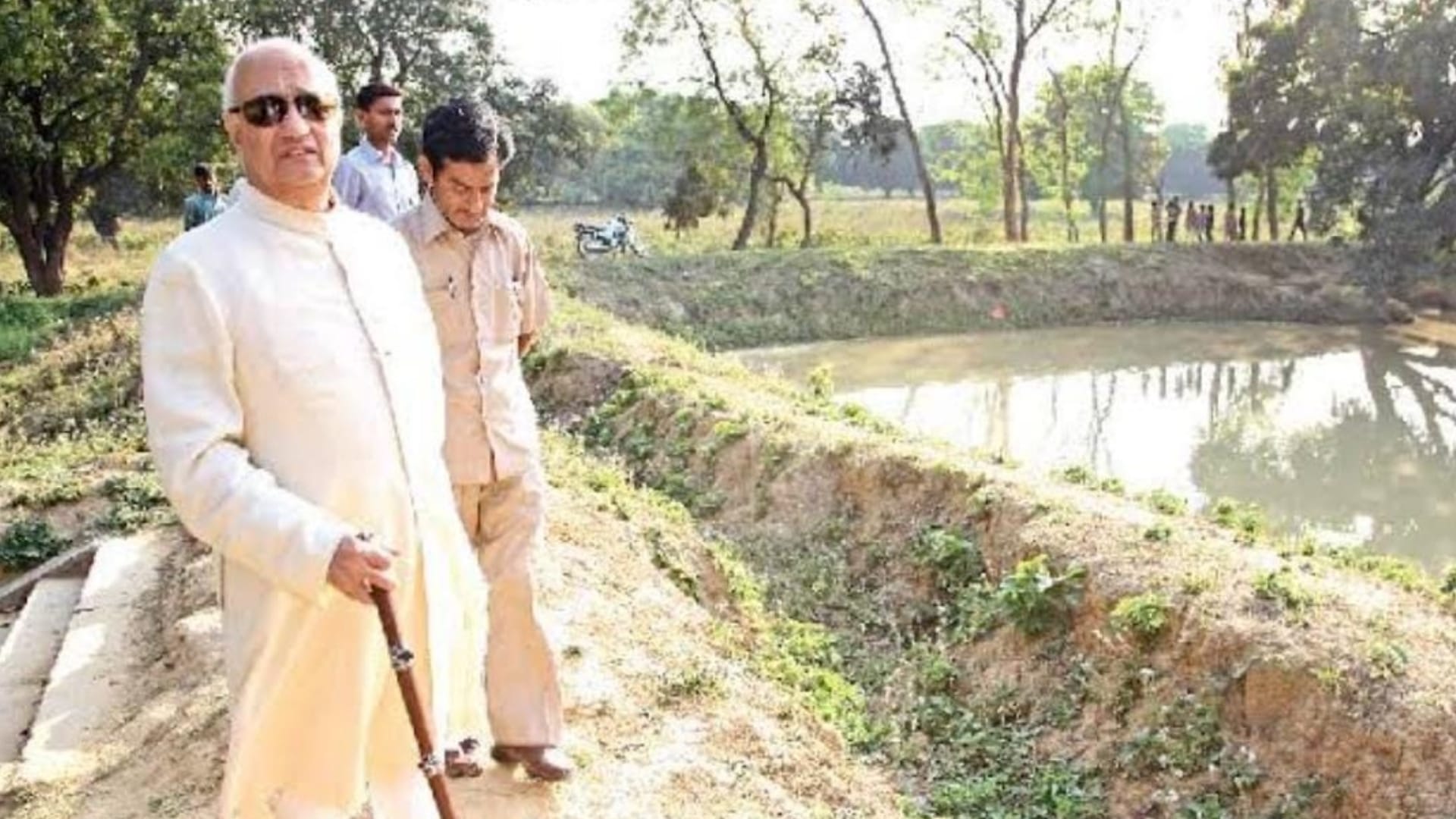 Raja Mahmoodabad passes away in Sitapur.