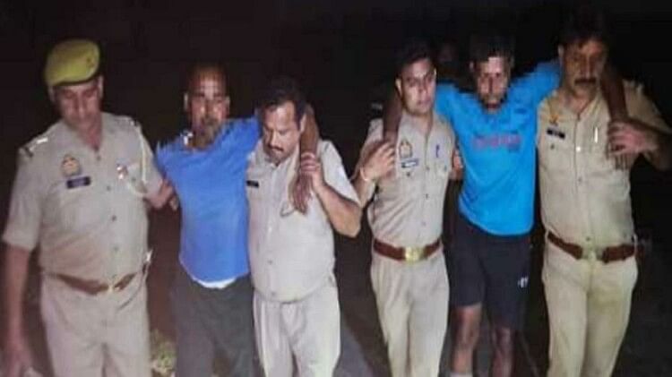 Rampur: Four cattle smugglers and outpost incharge shot encounter, weapons and car recovered from accused