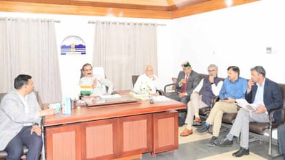 Himachal: डगवार में स्थापित होगा स्वचालित दुग्ध प्रसंस्करण संयंत्र स्थापित, प्रतिदिन 1.5 लाख लीटर होगी क्षमता Automatic milk processing plant will be established in Dagwar, capacity will be 1.5 lakh liters per day.