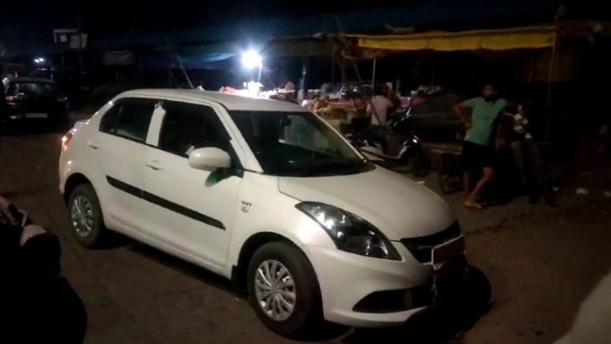 Bharatpur Illegal recovery by putting name plate of Chief Block Officer on the car