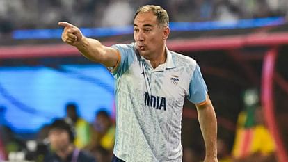 Indian Football: 2026 तक भारतीय फुटबॉल टीम के कोच बने रहेंगे इगोर स्टिमैक, दो साल के लिए बढ़ा कार्यकाल Igor Stimac will remain the coach of the Indian football team till 2026 tenure extended for two years