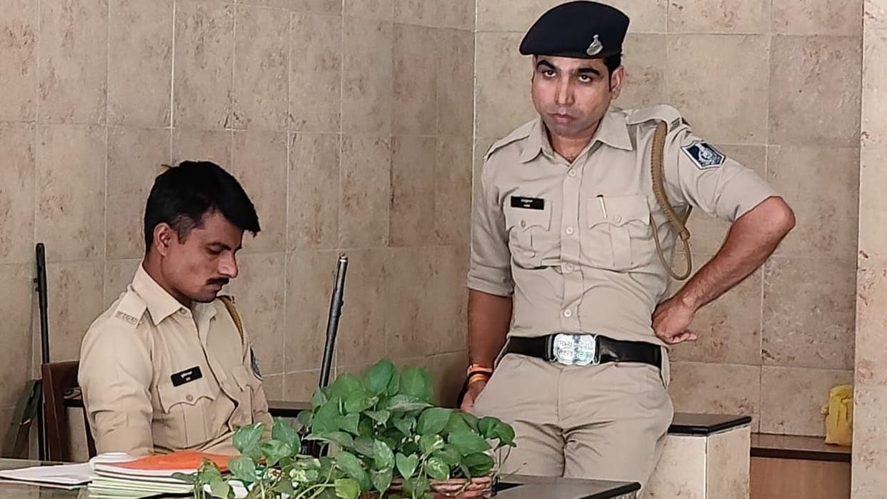 Income tax raid at GD Baheti in Indore team came from Uttar Pradesh