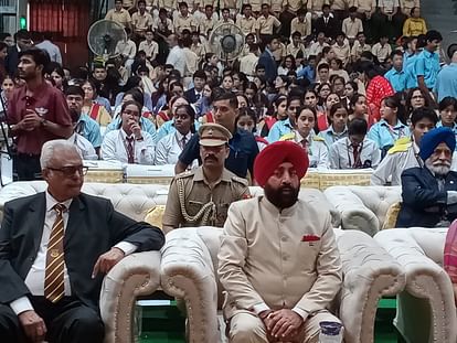 Dehradun News Governor Gurmeet  Singh inaugurated Military History Seminar in Welham Boys School