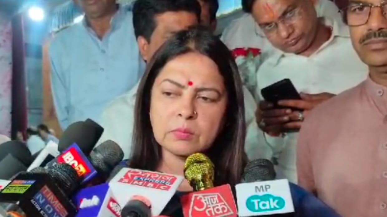 Statement of Union Minister Meenakshi Lekhi on arrest of MP Sanjay Singh